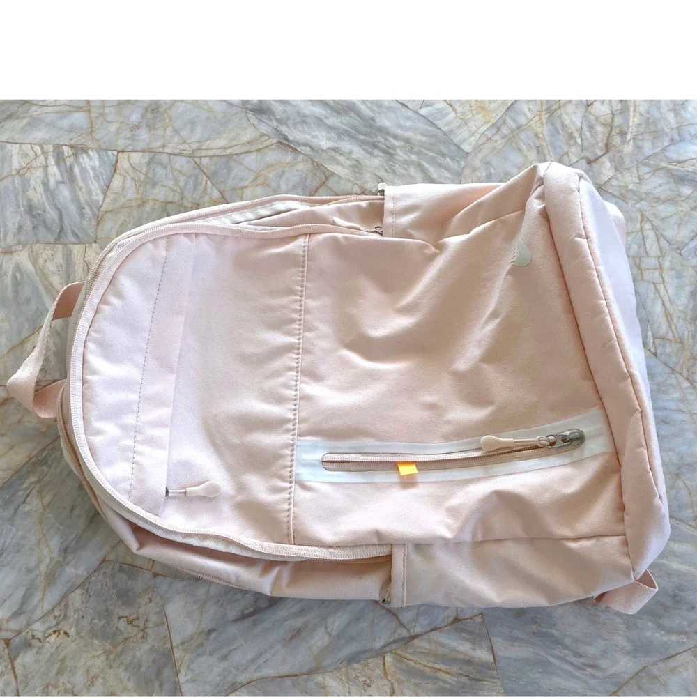 feature and benefits of a jansport backpack Journey Pack – In Unison Apparel True Sale there’s no stopping you Nike Solid Auralux Club Length:Month — 30 Days